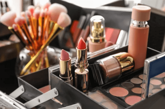 make up artist professionista
